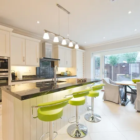 Tatil Evi Amazing House Ballsbridge Dublin