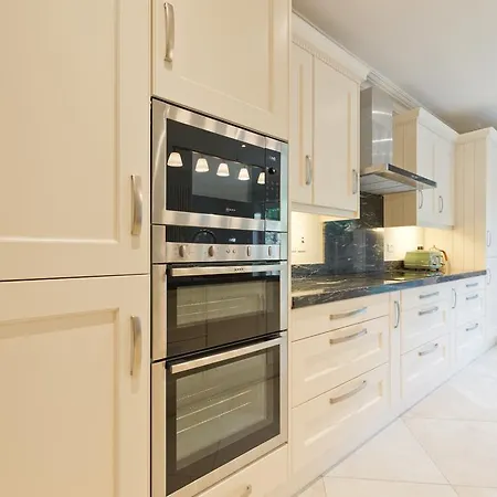 Tatil Evi Amazing House Ballsbridge *